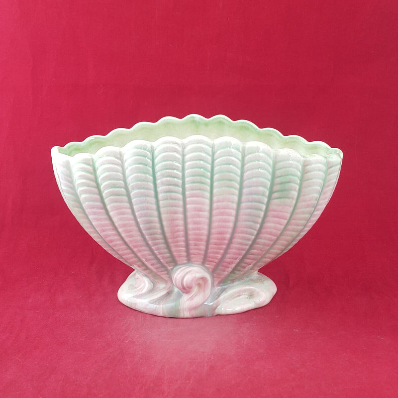 Sylvac - Vintage Scallop Shell Shaped Vase 513 - OP 3524