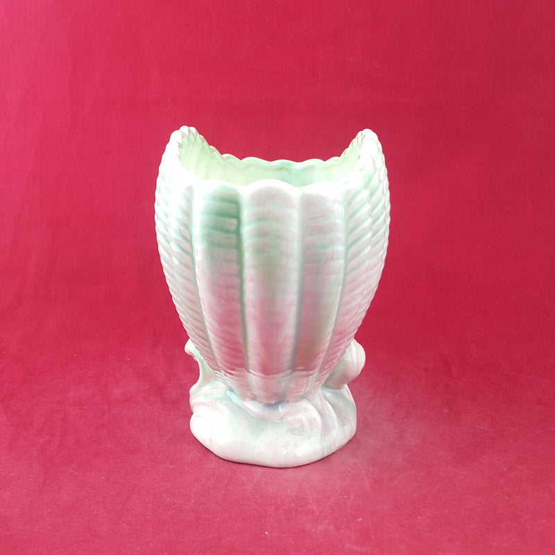 Sylvac - Vintage Scallop Shell Shaped Vase 513 - OP 3524