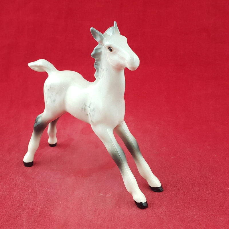 Beswick Horse Foal 836 Grey Large Stretched (First Version)- 8633 BSK