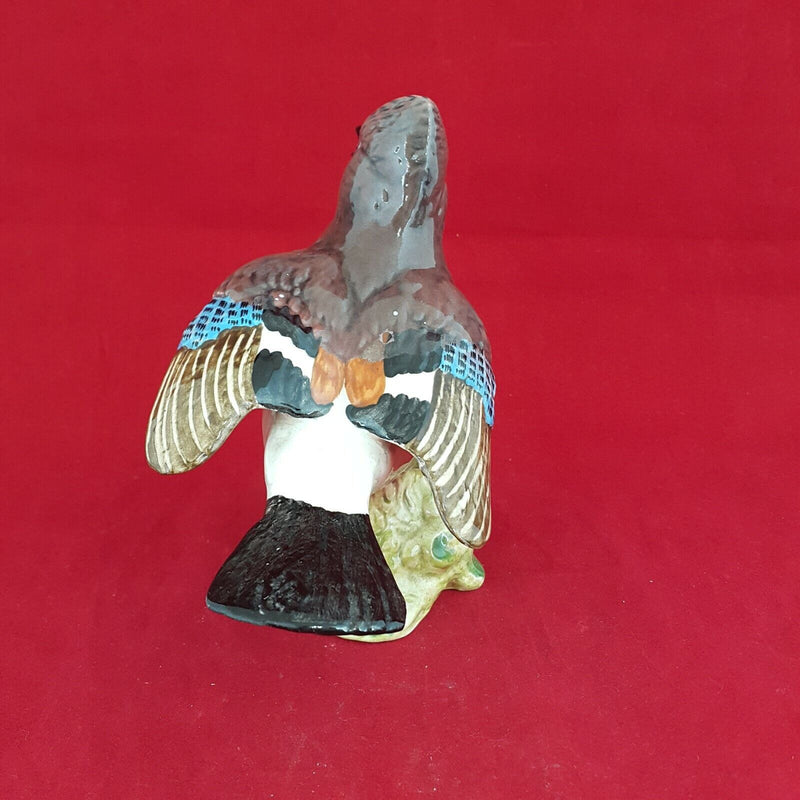 Beswick Bird Figurine 2417 - Jay Beak Chipped - BSK 5516