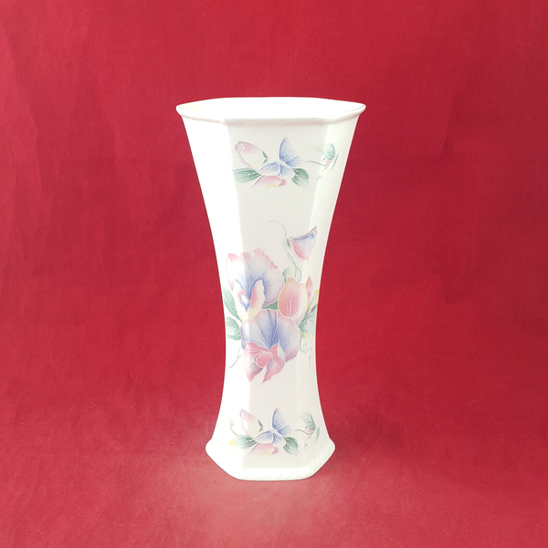 Aynsley Floral Vase - Little Sweetheart - OP 3550