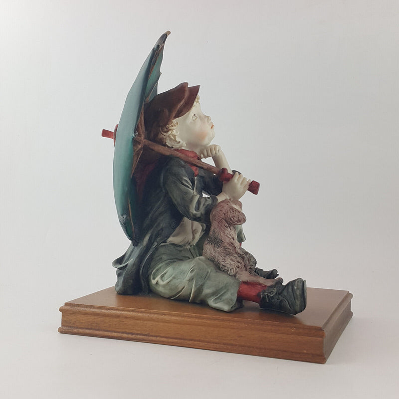 Capodimonte Giuseppe Armani - Boy Holding Umbrella Sitting With A Dog - OA 3543