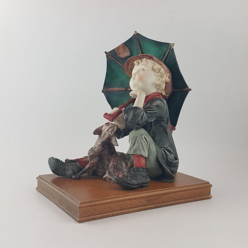 Capodimonte Giuseppe Armani - Boy Holding Umbrella Sitting With A Dog - OA 3543