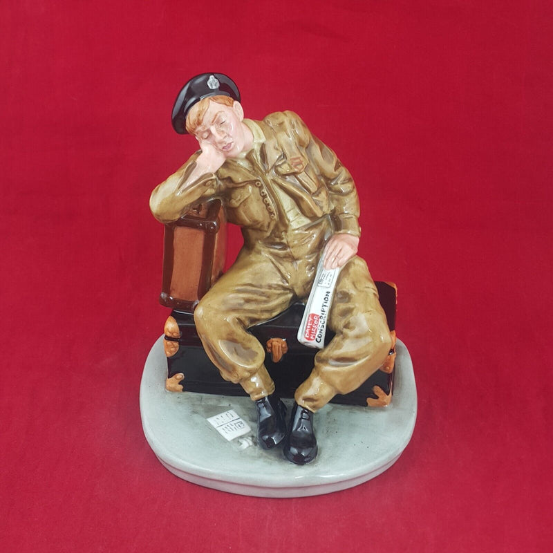 Royal Doulton Figurine HN4418 - The Railway Sleeper - 6739 RD