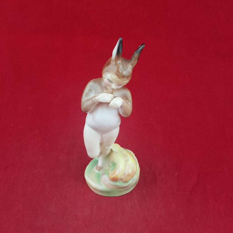 Royal Doulton Figurine HN2108 - Baby Bunting - 7021 RD