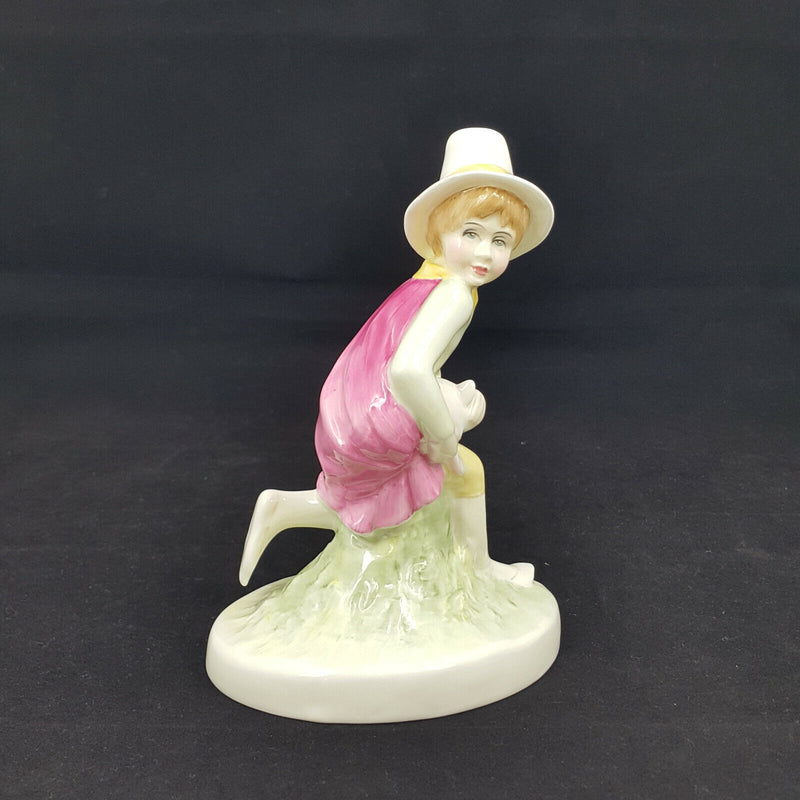 Royal Doulton HN3032 The Nursery Rhymes Collection Tom Tom The Piper's Son RD