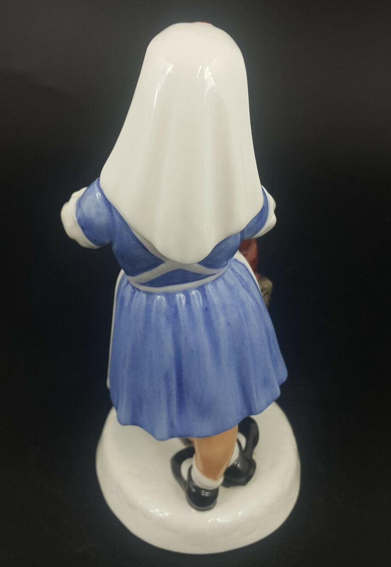 Royal Doulton Figurine Childhood Days It Won't Hurt HN2963