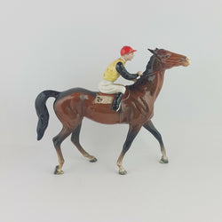 Beswick - Jockey on Walking Horse 1037 (chipped ear) - 585 BSK