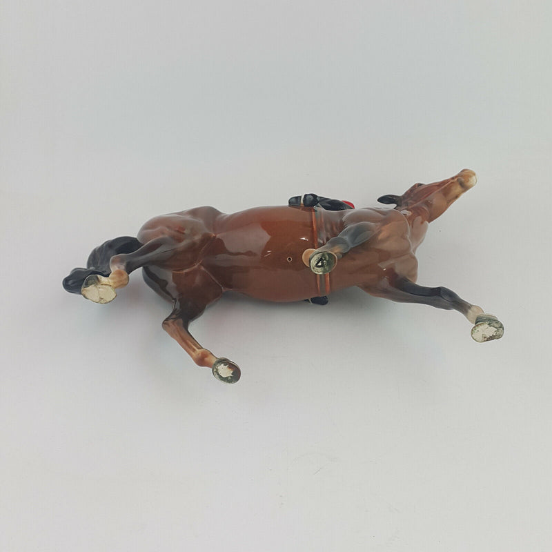 Beswick - Jockey on Walking Horse 1037 (chipped ear) - 585 BSK