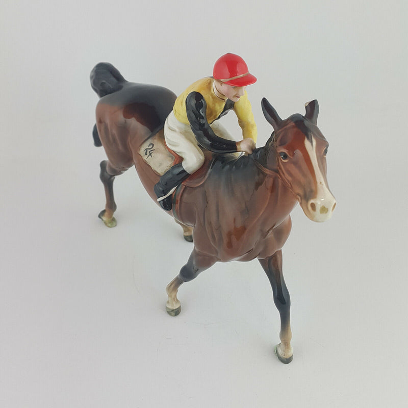 Beswick - Jockey on Walking Horse 1037 (chipped ear) - 585 BSK