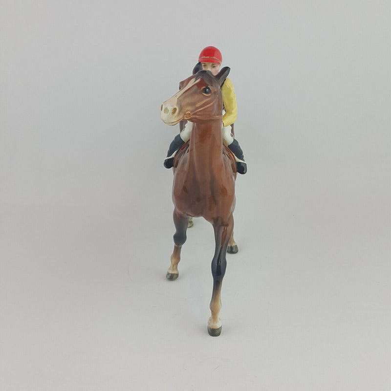 Beswick - Jockey on Walking Horse 1037 (chipped ear) - 585 BSK