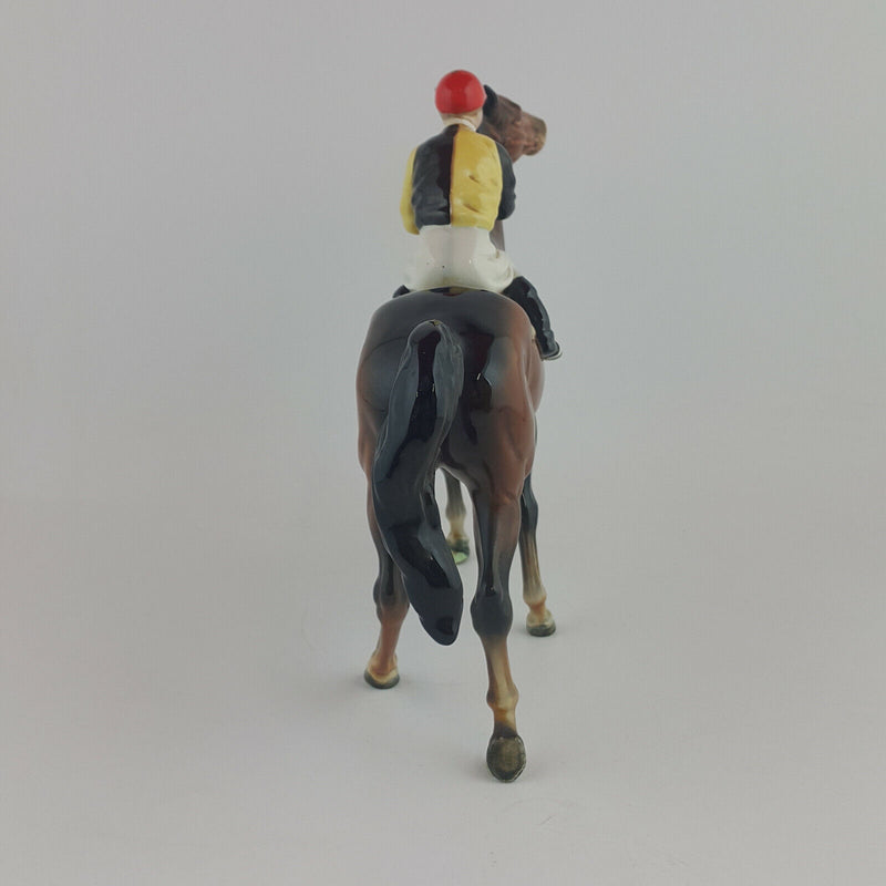 Beswick - Jockey on Walking Horse 1037 (chipped ear) - 585 BSK