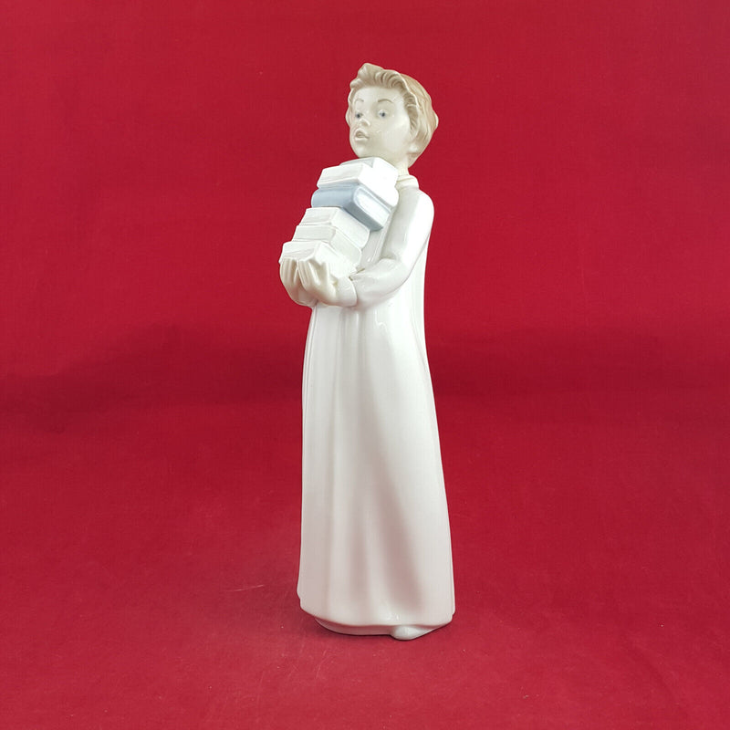 Nao By Lladro - Boy With Books 233 - L/N 2082