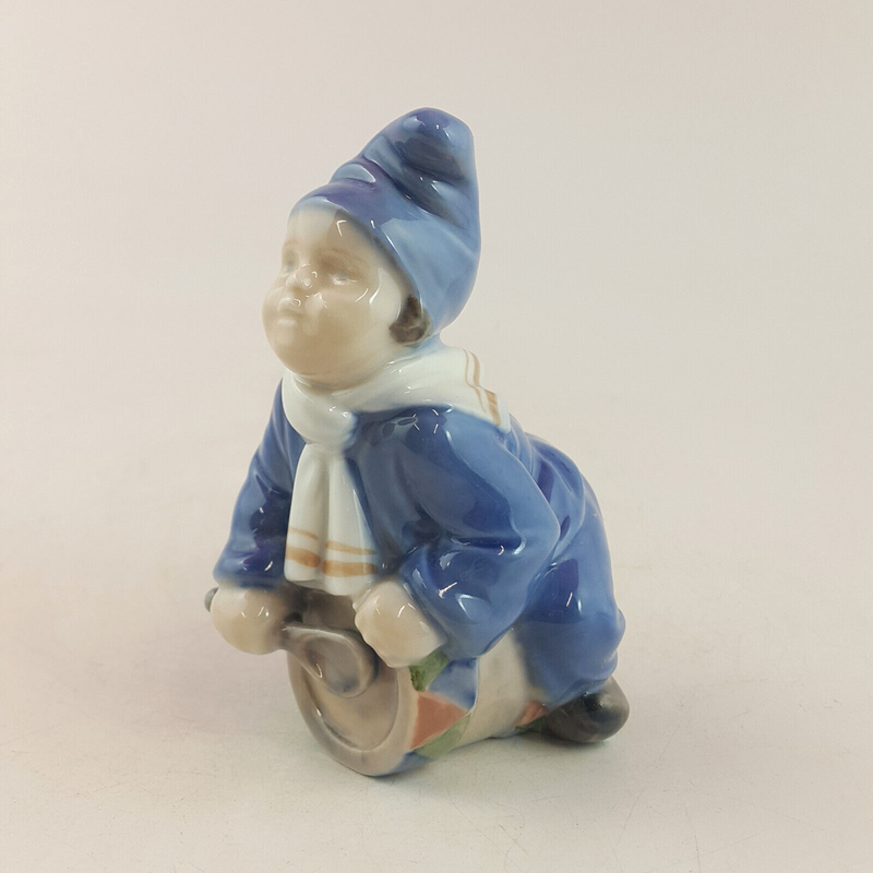 Royal Copenhagen B&G Figurine - Drummer Boy 3647 - RCH 2297