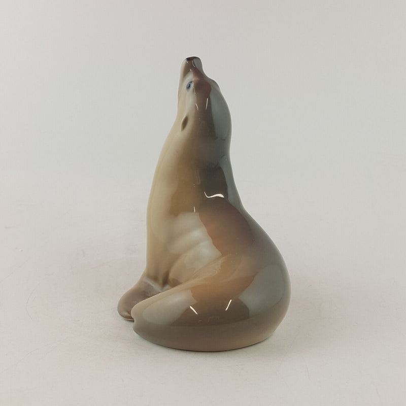 Royal Copenhagen - Sea Lion Looking Up 1441 - RCH 2323