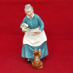 Royal Doulton Figurine Favourite HN2249 - 5306 RD