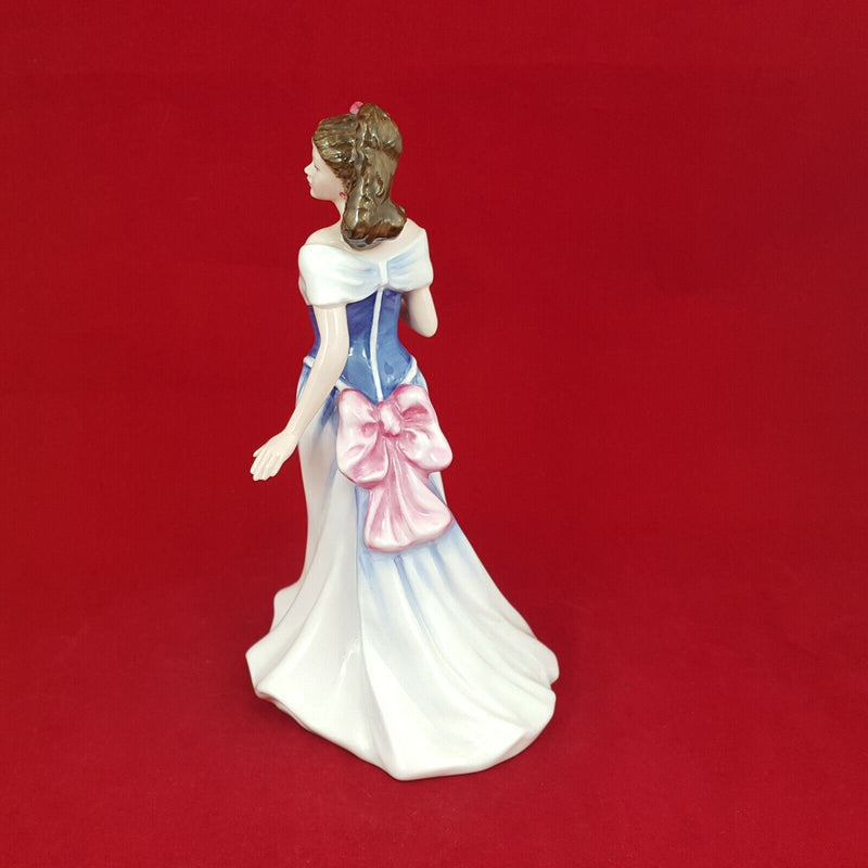 Royal Doulton Figurine HN3754 - For You -  5736 RD