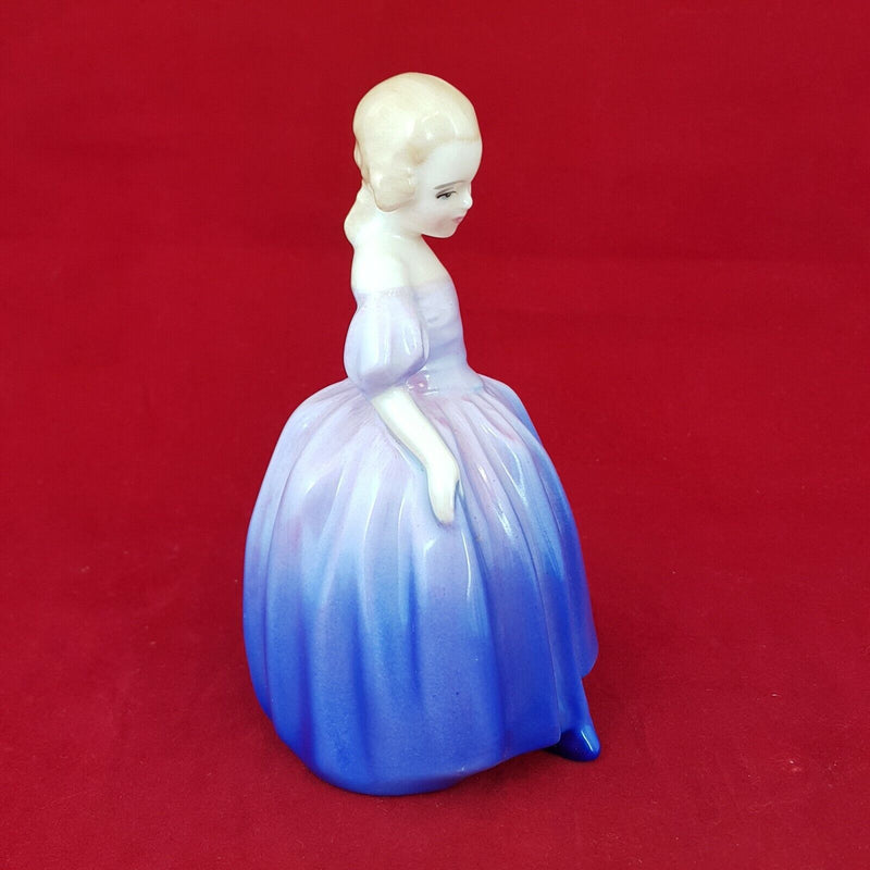 Royal Doulton Figurine Marie HN1370 - RD 5478