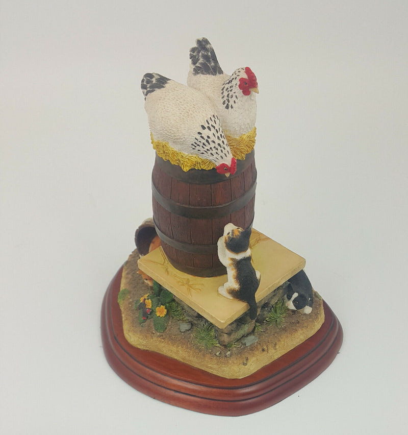 Border Fine Arts - Kitten Capers A2681 (with Wooden Base)