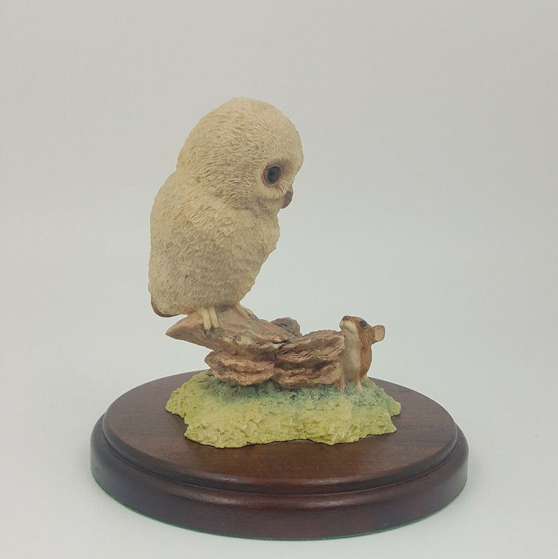 Border Fine Arts - Owlet and Mouse FE8 (with Wooden Base)