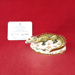 Royal Crown Derby - Crocodile Paperweight (Gold Stopper with CoA) - RCD 3101