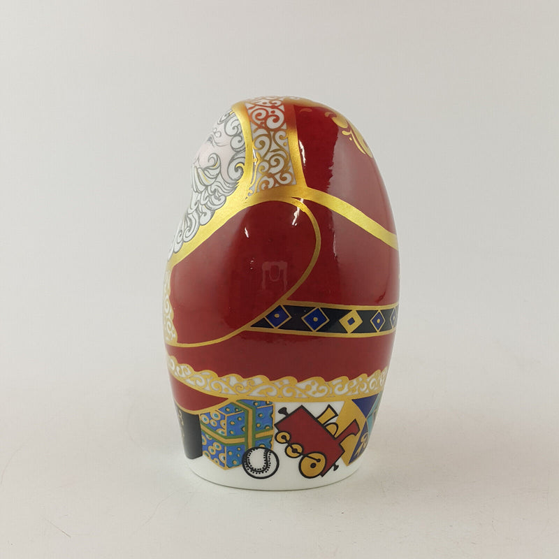 Royal Crown Derby - Santa Claus Paperweight (Gold Stopper) -  RCD 3104