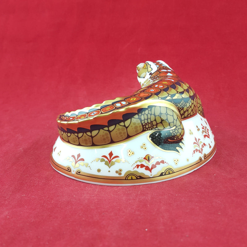 Royal Crown Derby - Crocodile Paperweight (Gold Stopper with CoA) - RCD 3101