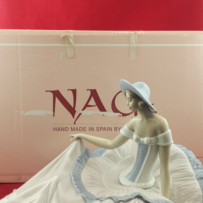 Lladro Nao Figurine - Grace | Ballerina Posing 1265 (Boxed) - L/N 3621