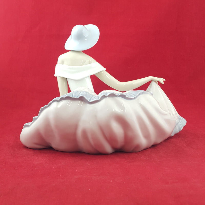 Lladro Nao Figurine - Grace | Ballerina Posing 1265 (Boxed) - L/N 3621