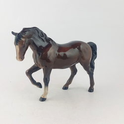 Beswick Horses Figurine 855 Stocky Jogging Mare Version 3 - 9020 BSK