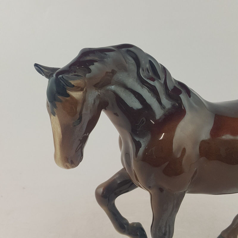 Beswick Horses Figurine 855 Stocky Jogging Mare Version 3 - 9020 BSK