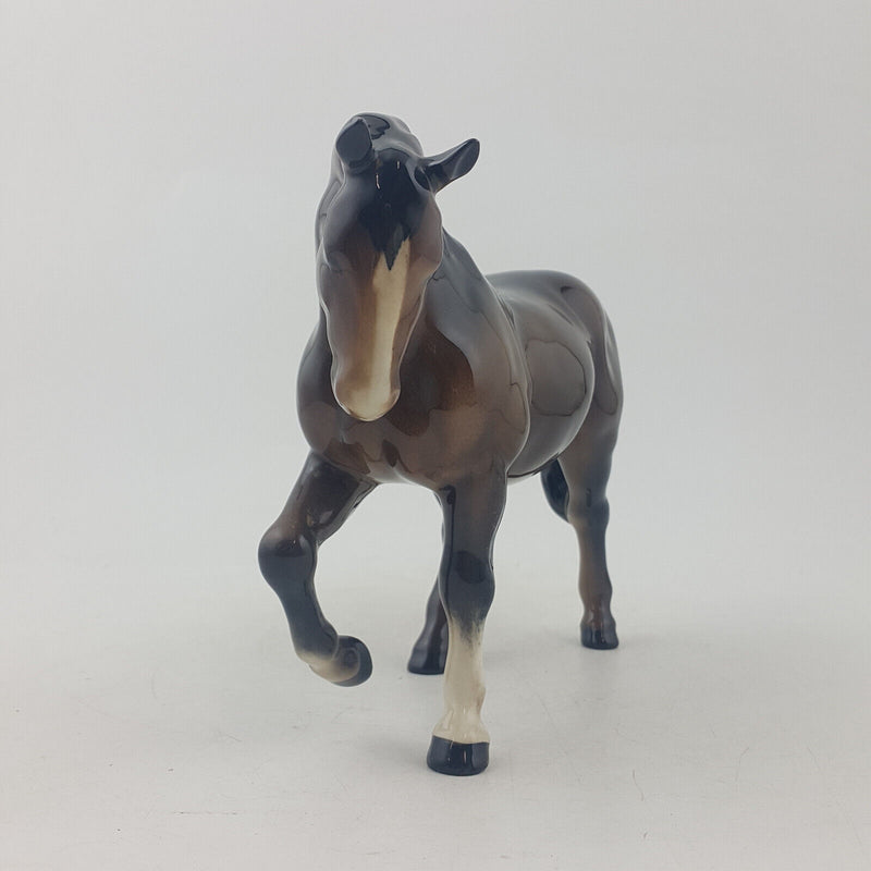 Beswick Horses - Stocky Jogging Mare 855 Third Version - BSK 3660