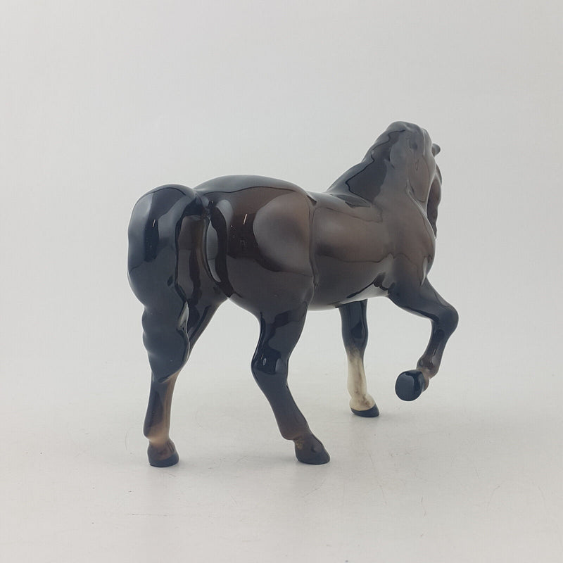 Beswick Horses - Stocky Jogging Mare 855 Third Version - BSK 3660