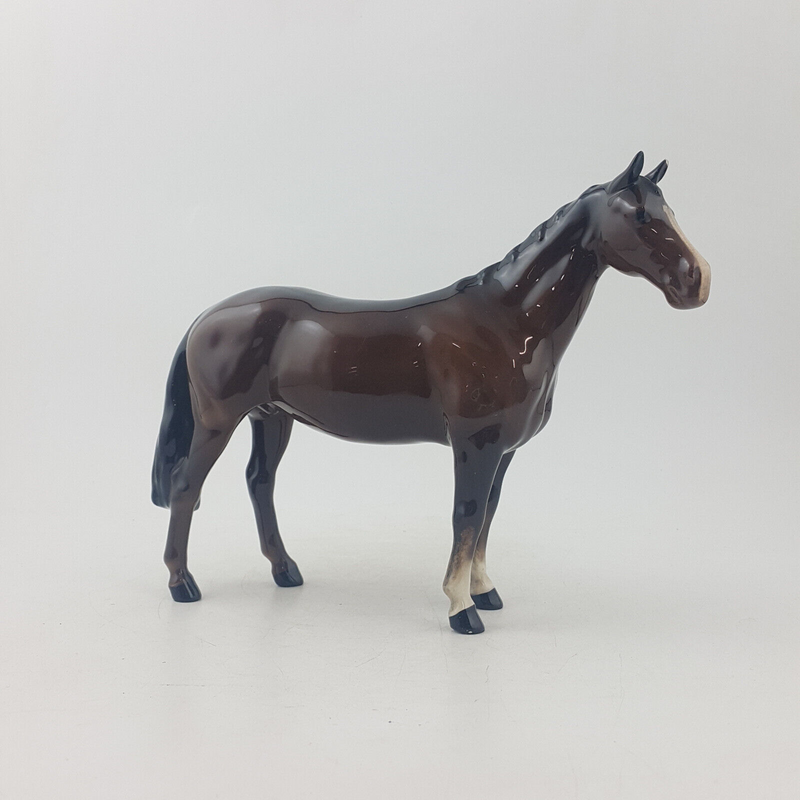 Beswick Horses - Huntsman's Horse 1484 (tiny chip) - BSK 3659