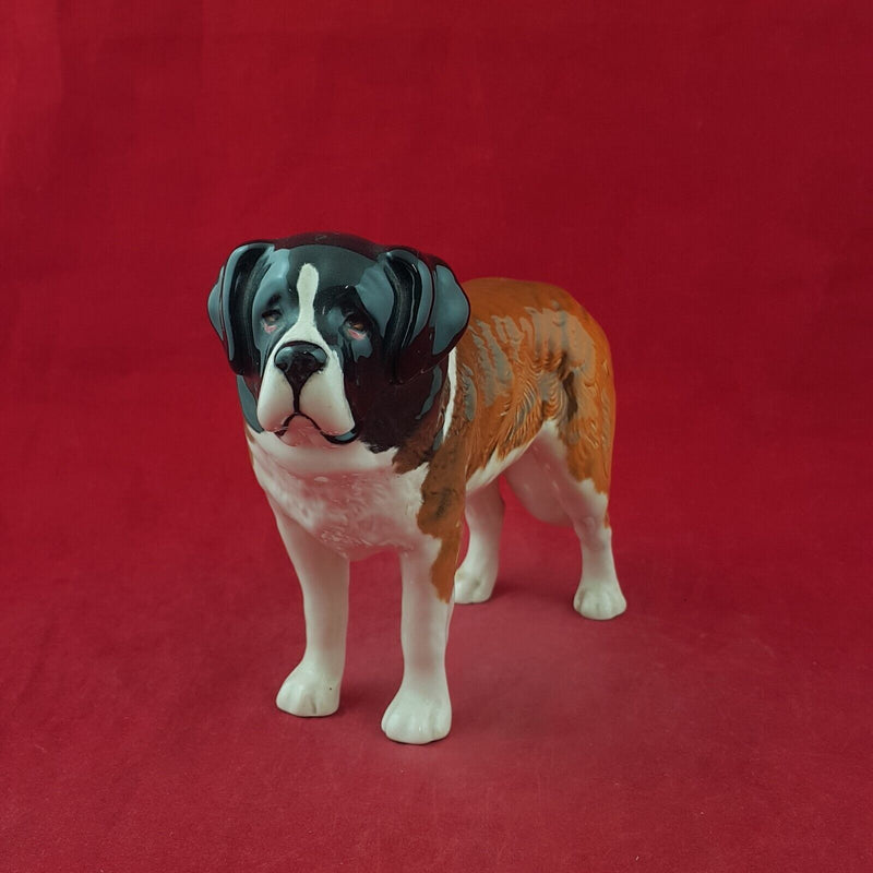 Beswick Dog Figurine 2221 St. Bernard Dog Corna Garth Stroller - 8569 BSK