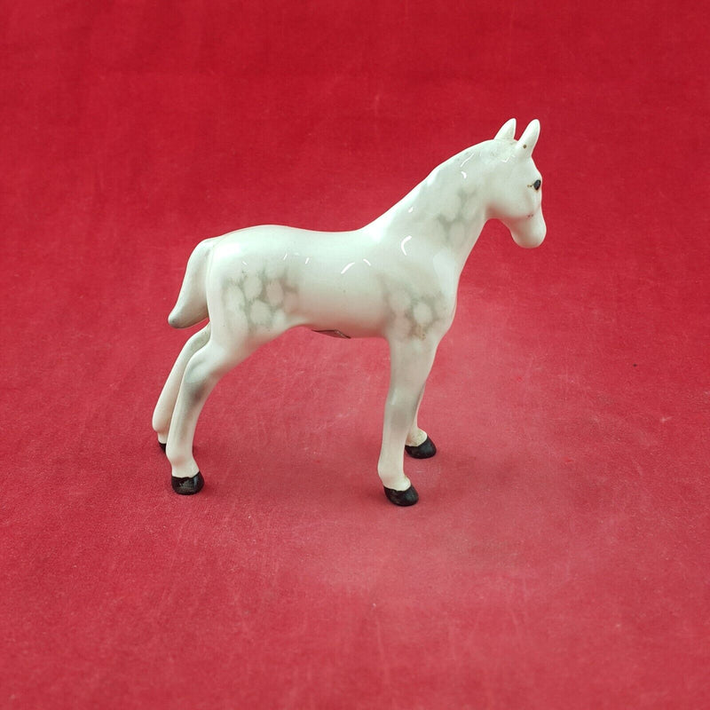 Beswick  Figurine 1816 Throughbred Type Facing Left (Second version) - 8577