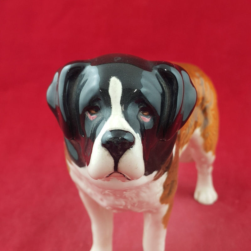 Beswick Dog Figurine 2221 St. Bernard Dog Corna Garth Stroller - 8569 BSK