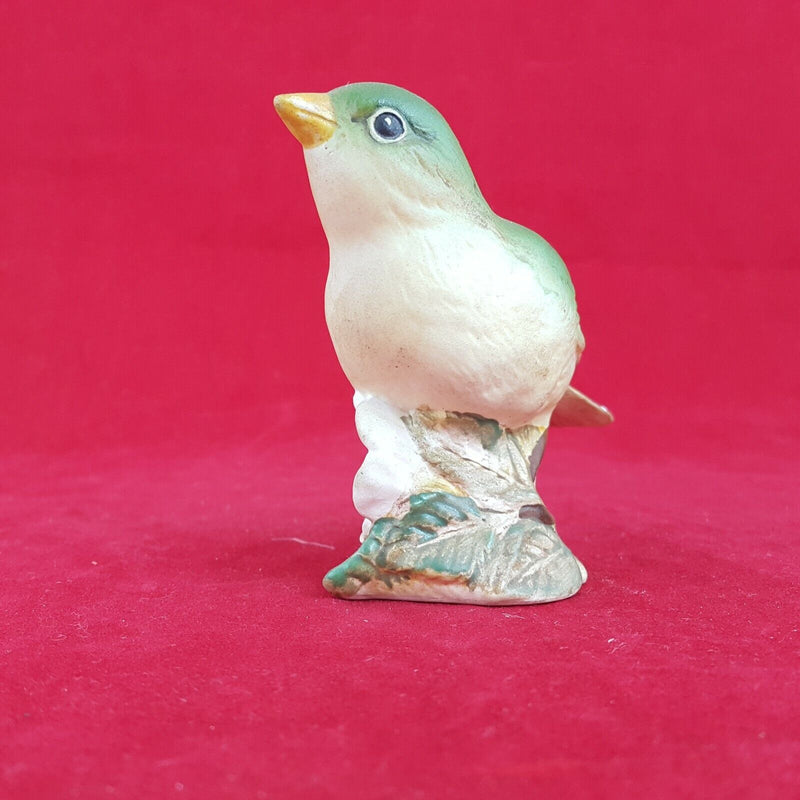 Beswick Bird Figurine  2105B - Greenfinch Second Version - BSK 5620