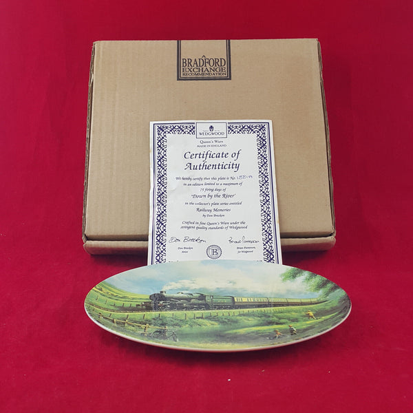 Wedgwood Cabinet Plate - Down By The River (Boxed & CoA) - WD 1872