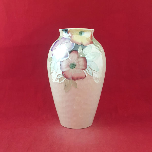 Maling Lustre Floral Vintage Vase 8.5-inch - OP 3678