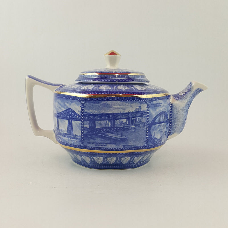 Ringtons Wade Ceramics Collector's Teapot - Historical English Places - OP 3677