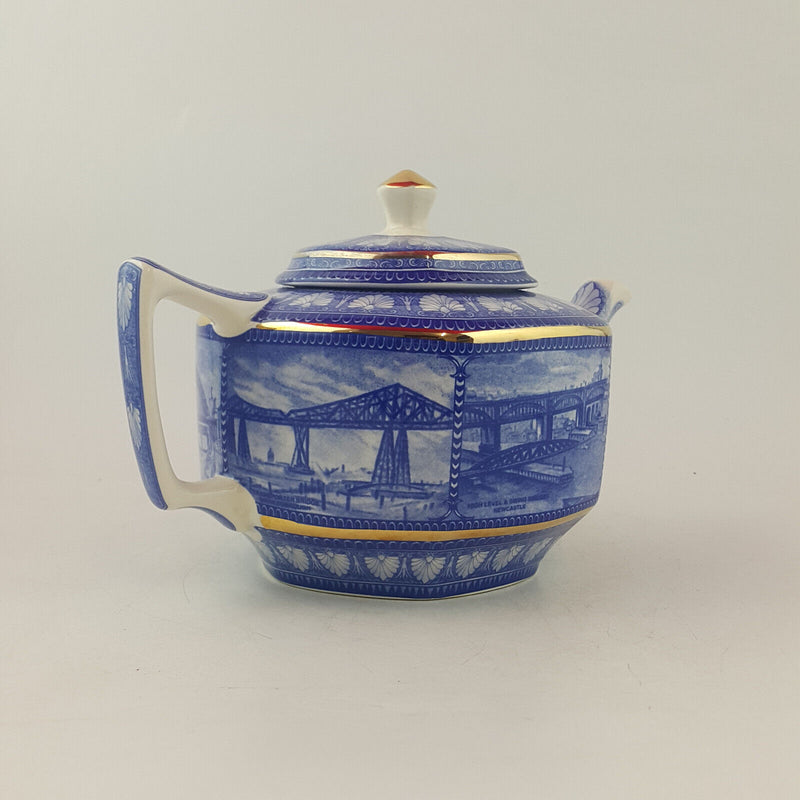 Ringtons Wade Ceramics Collector's Teapot - Historical English Places - OP 3677