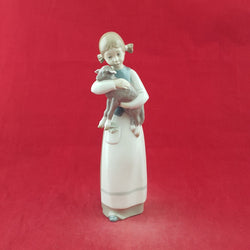 Lladro Porcelain Figurine 1010 Girl with Lamb - 7997 L/N