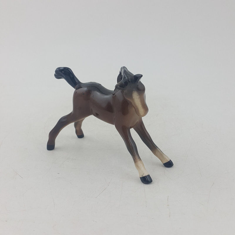 Beswick Horses Figurine 815 Small Foal Stretched Face Right - 9015 BSK