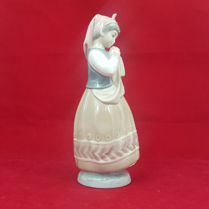 Lladro Figurine - Blushful Girl 5026