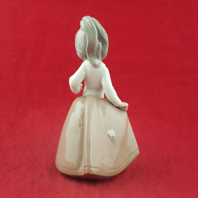 Lladro By Nao Figurine Young Ponytail Girl (Chipped) - 7608 L/N