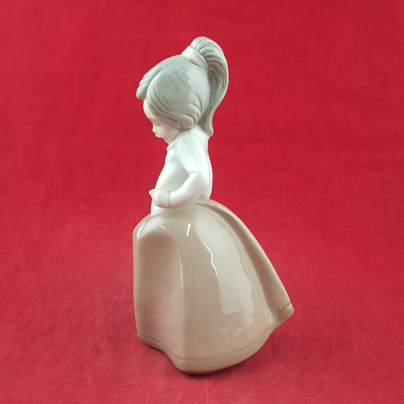 Lladro By Nao Figurine Young Ponytail Girl (Chipped) - 7608 L/N