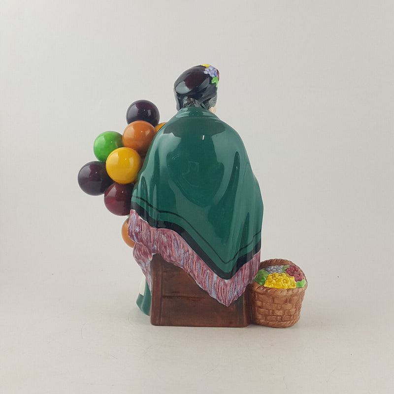 Royal Doulton Figurine - Old Balloon Seller HN1315 - RD 3671