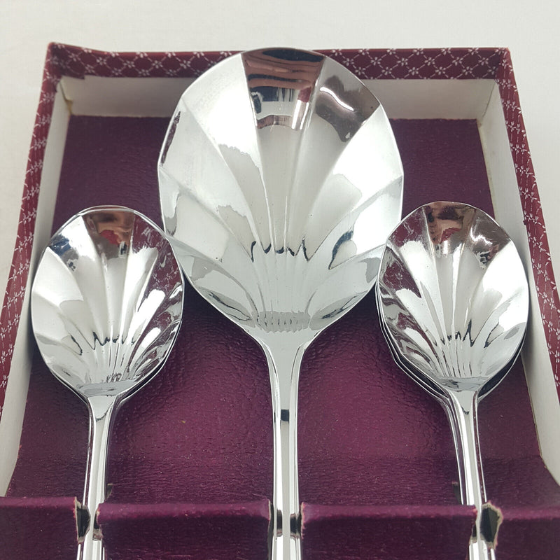 Chromium Unity - Set Of 6 Scallop Shaped Spoons With A Serving Spoon - OA 3566