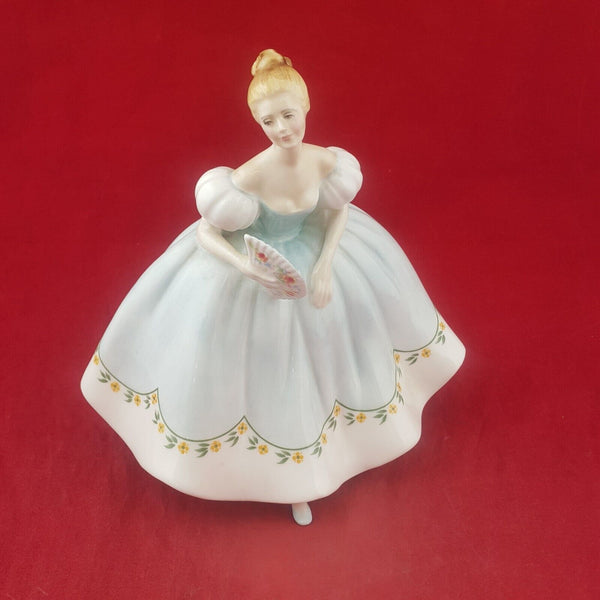 Royal Doulton Figurine HN2803 First Dance - 9071 RD